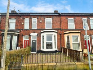 External- click for photo gallery